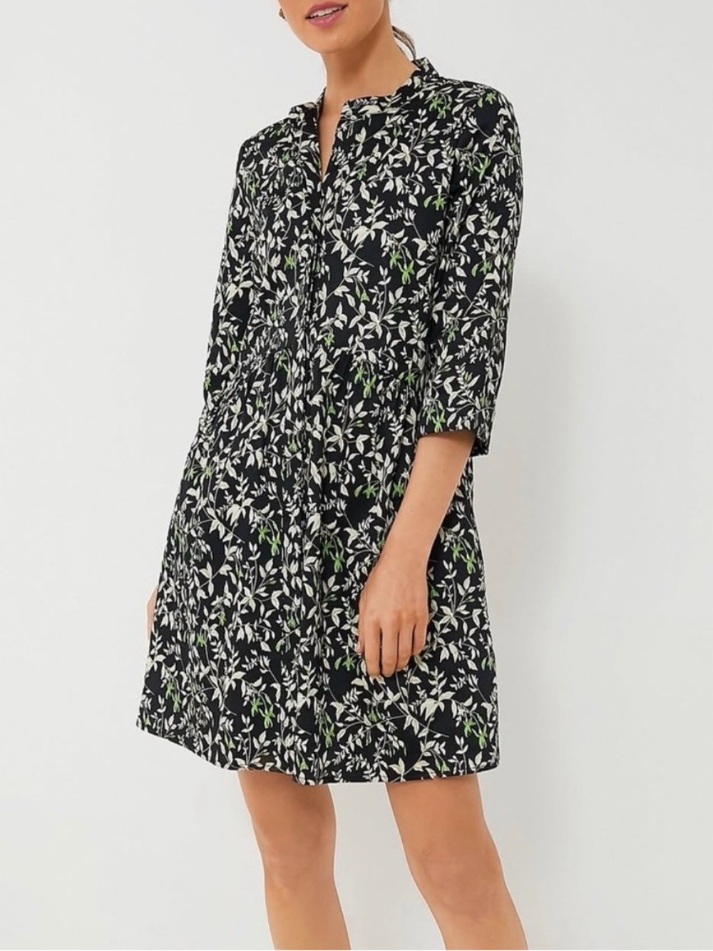 New Tuckernuck Royal Stretch
Cotton Floral Shirtdress Verdant Iris XXS